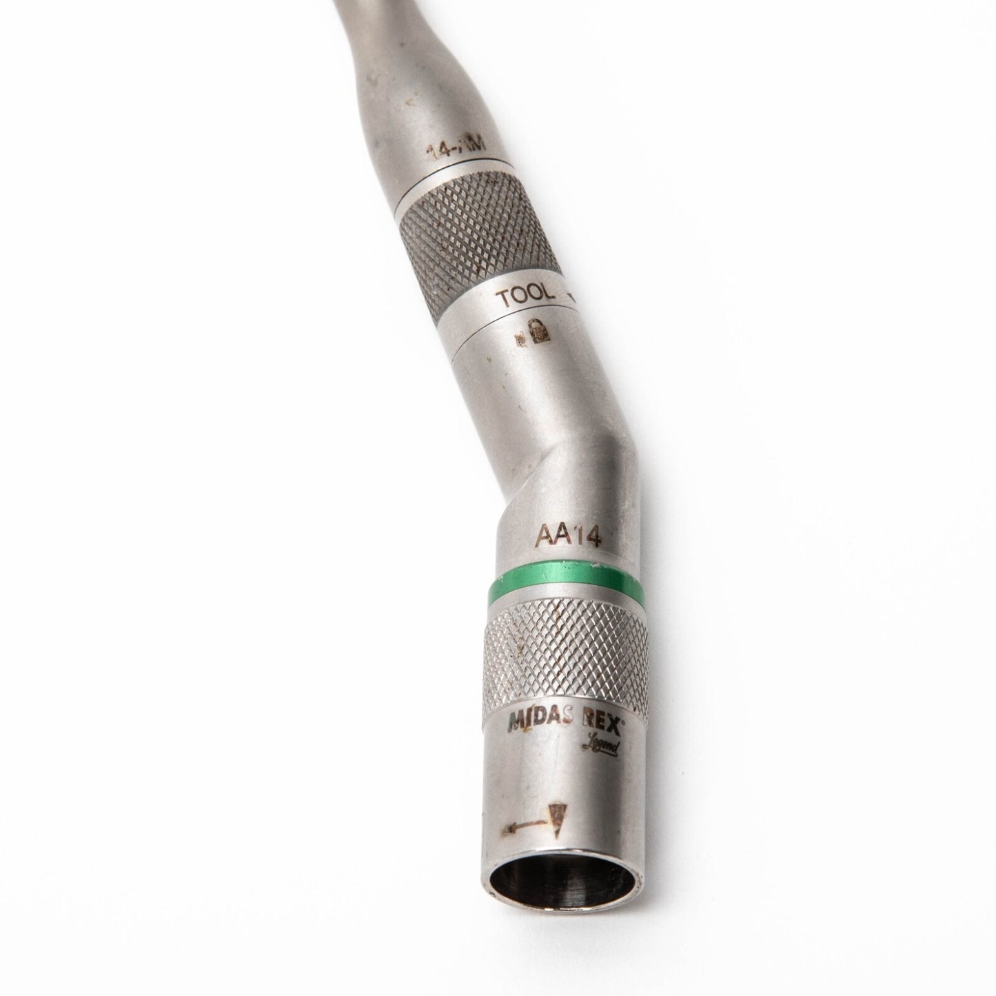 Medtronic AA14 Angled Large Bore Attachment, 3.2 mm, 14 cm.