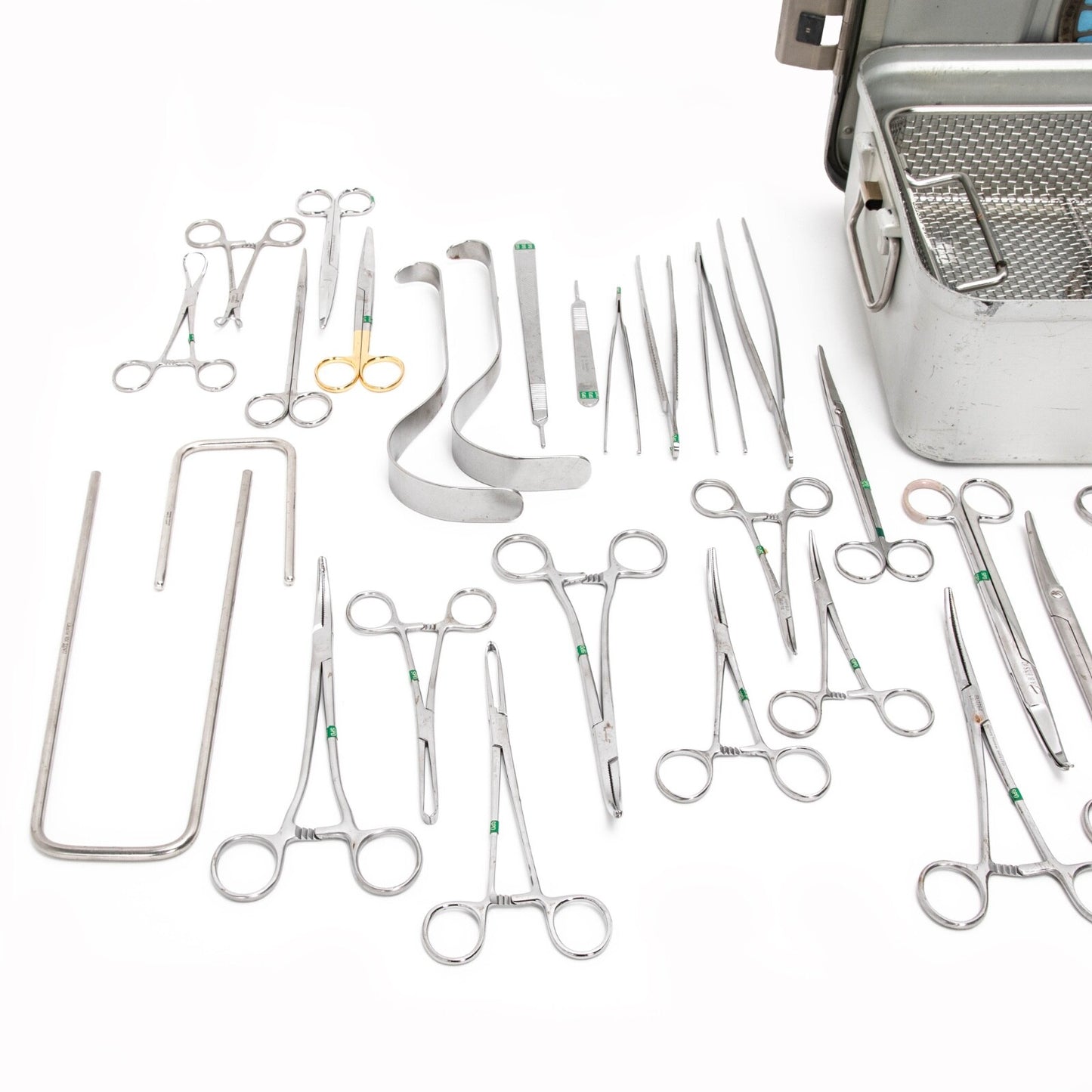 V. Mueller Vaginal Hysterectomy GYN Set SU1403001 70-6560 32-5005