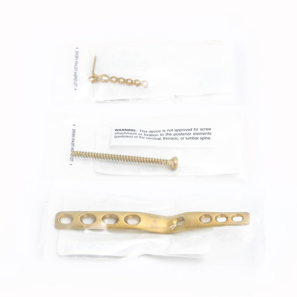 LOT of 150+ Synthes Screws, Plates ,Pins Synthes Locking/Cannulated/Cortex Screw(s) 406.028, 406.050, 443.240, 441.340