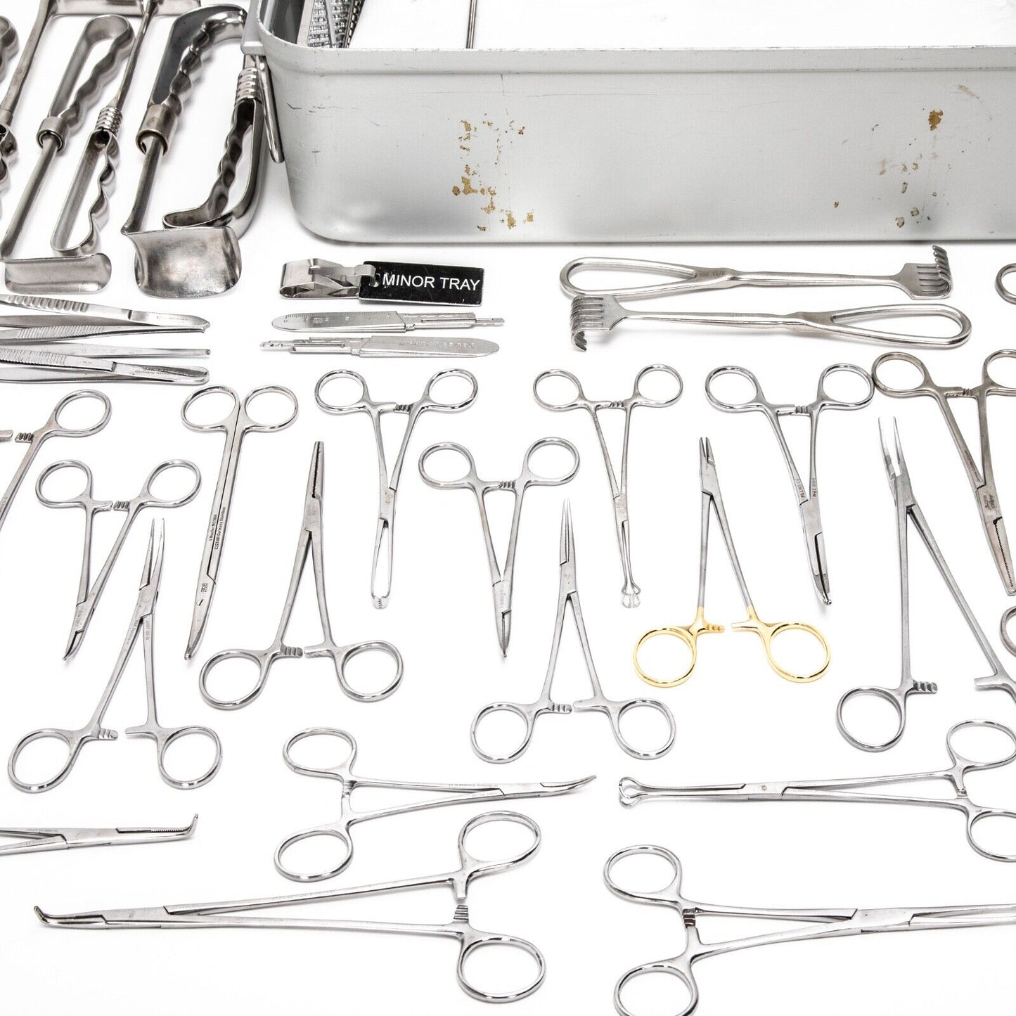 Aesculap V. Mueller Minor Surgical Instrument Tray 106-121 107-102 BC557R