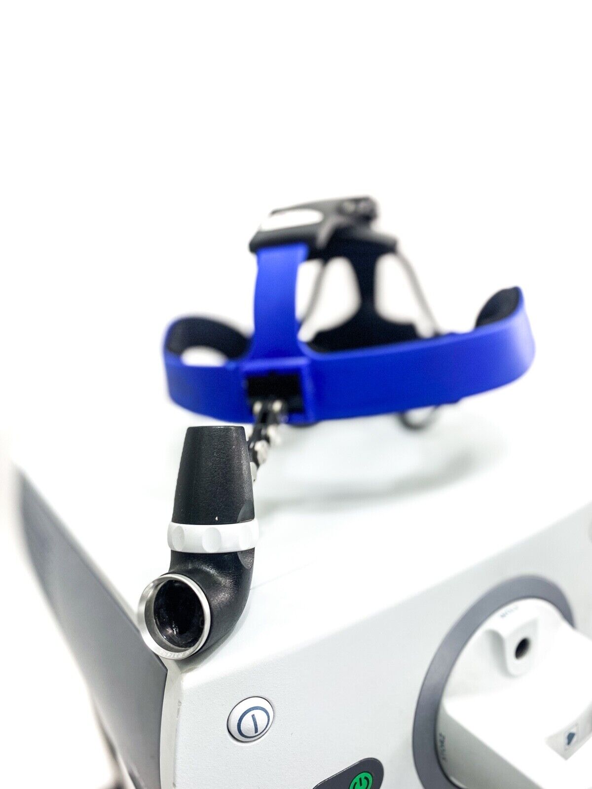 Integra Luxtec 00MLX MLX 300W Xenon Light Source; Headset 401327R