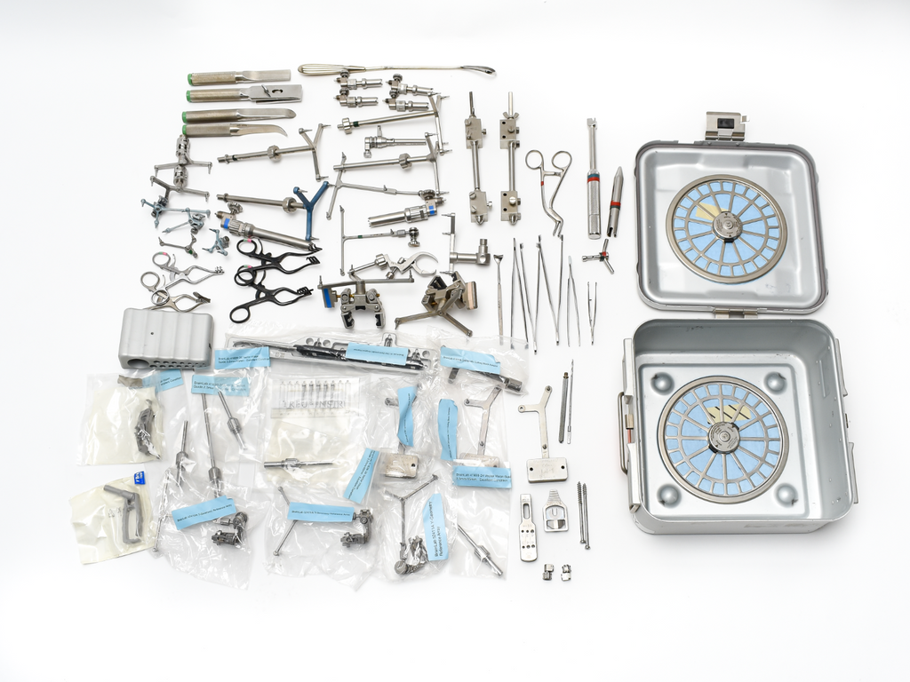 BrainLab Instrument Tray – KenMed Surgical