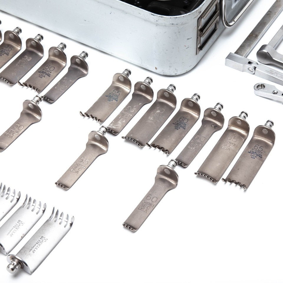V. Mueller Neurosurgery & Cervical Spine Retractor Set S-0316 S-0350 S-0349