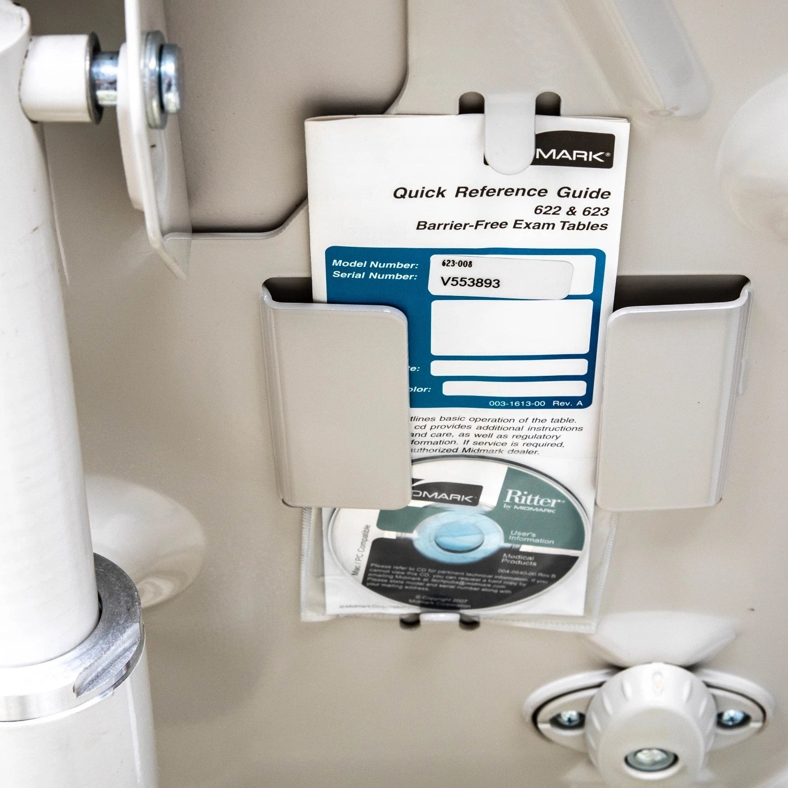 Midmark 623-008 Barrier Free Electric Exam Table - Hand Control/Foot Control Inc