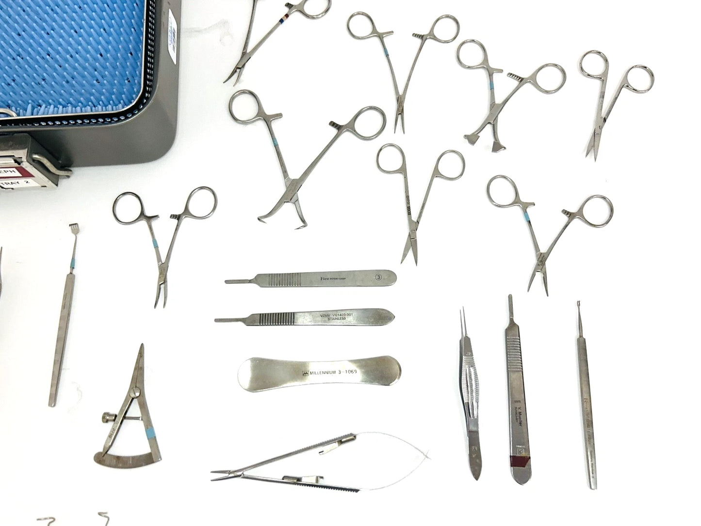 V.Mueller BOSS Ophthalmic Microsurgery Instrument Set SU2977-006