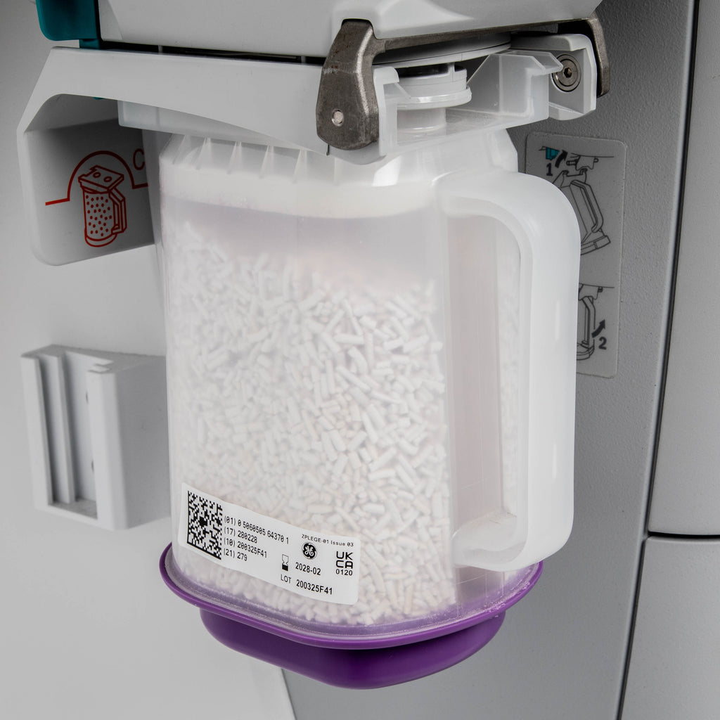 GE Avance CS2 Anesthesia Machine with Philips IntelliVue MX550 Patient Monitor