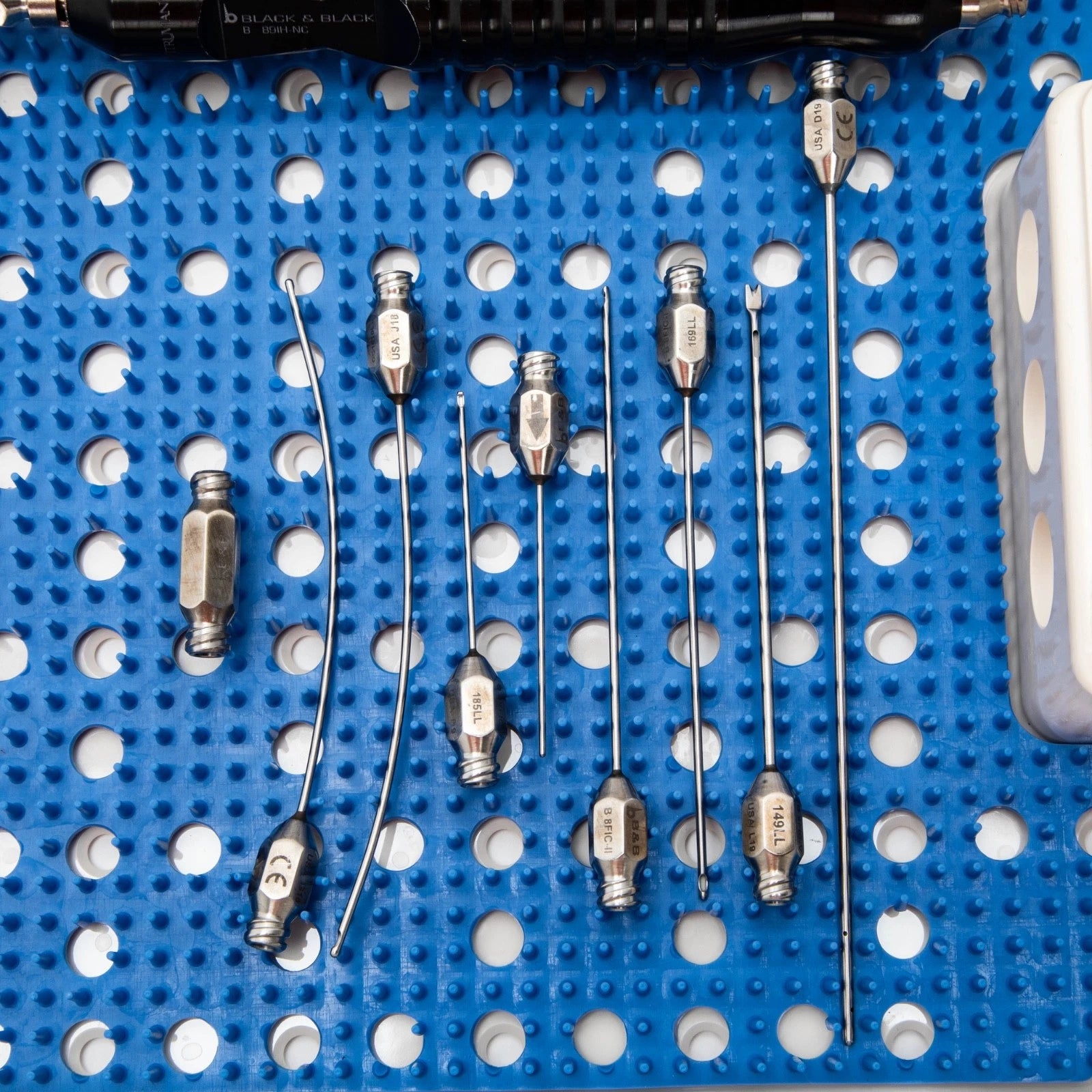 Black & Black Surgical Vitruvian Aspirator System w/ Liposuction Cannula Set