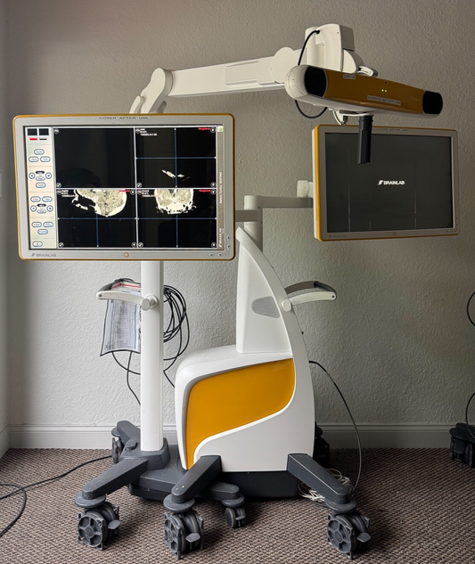 Brainlab Navigation Station Curve Dual Display 19900 - Cranial Software 2.0