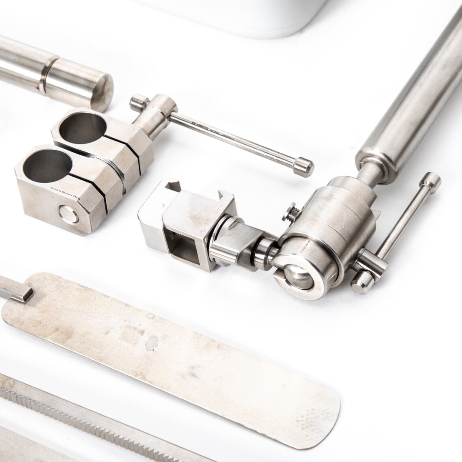 V. Mueller Bookwalter Harrington Retractor Set SU2951-39 SU2951-843 SU2951-79