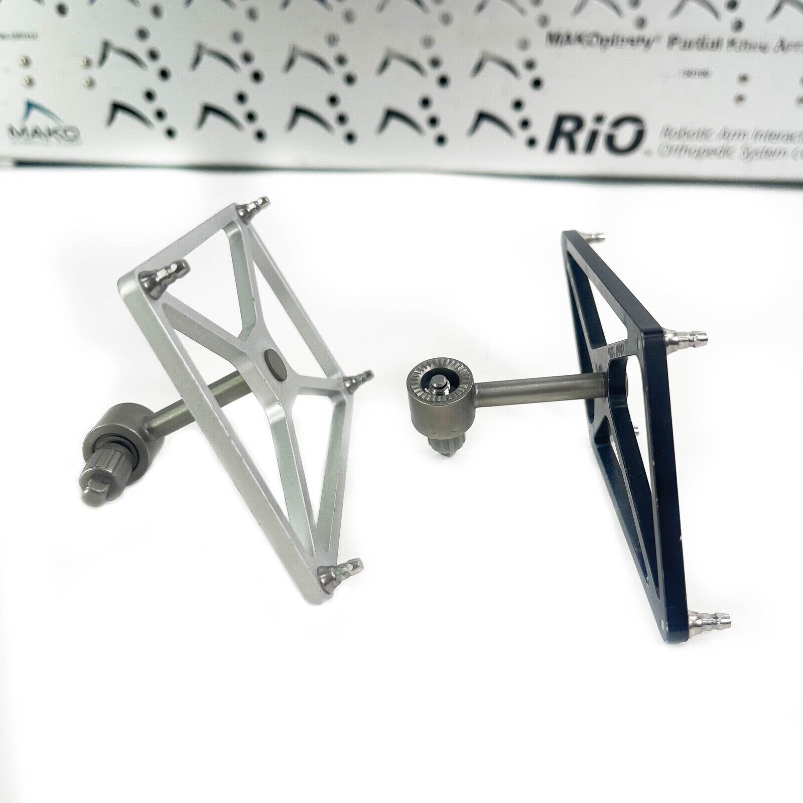 Stryker, MAKOplasty Partial Knee Array Kit, 150100 111757 164100 111775 112280