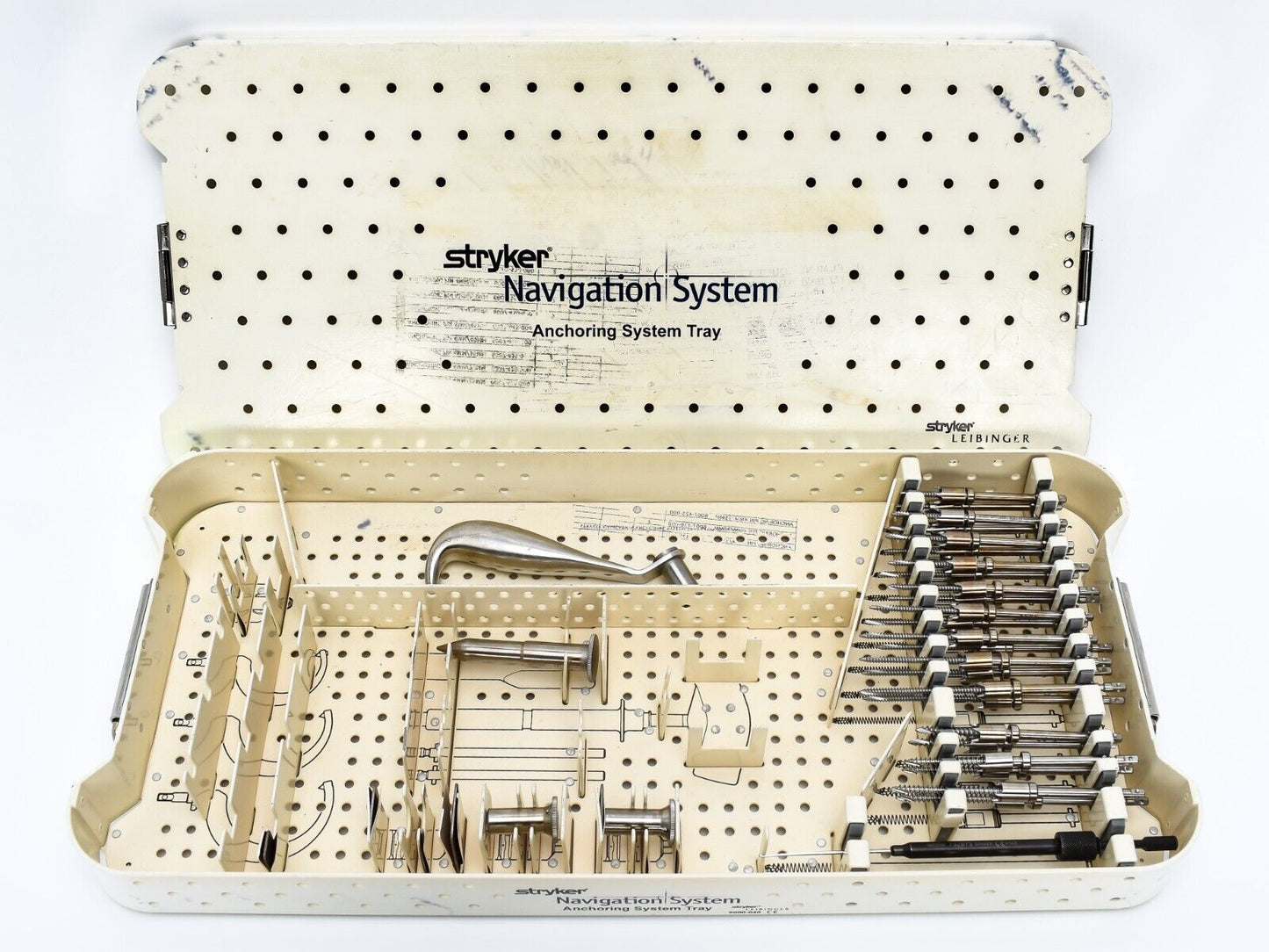 This Stryker Navigation Anchoring System Tray 6000-040 6003-100-090