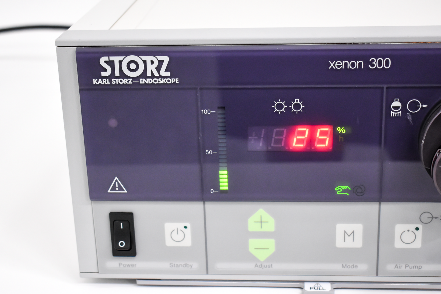 Karl Storz Xenon 300 Light Source and Turret Adaptor 20133120 487UO